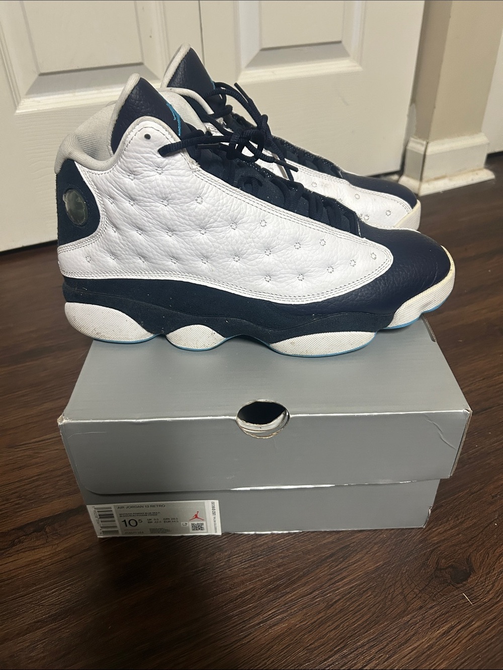 Air Jordan 13 Retro men's size 10.5 Shoes - White/DK powder blue obsidian-multi - Picture 2 of 7